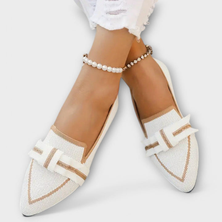 Women's Flat Shoes with Lace-Up Design