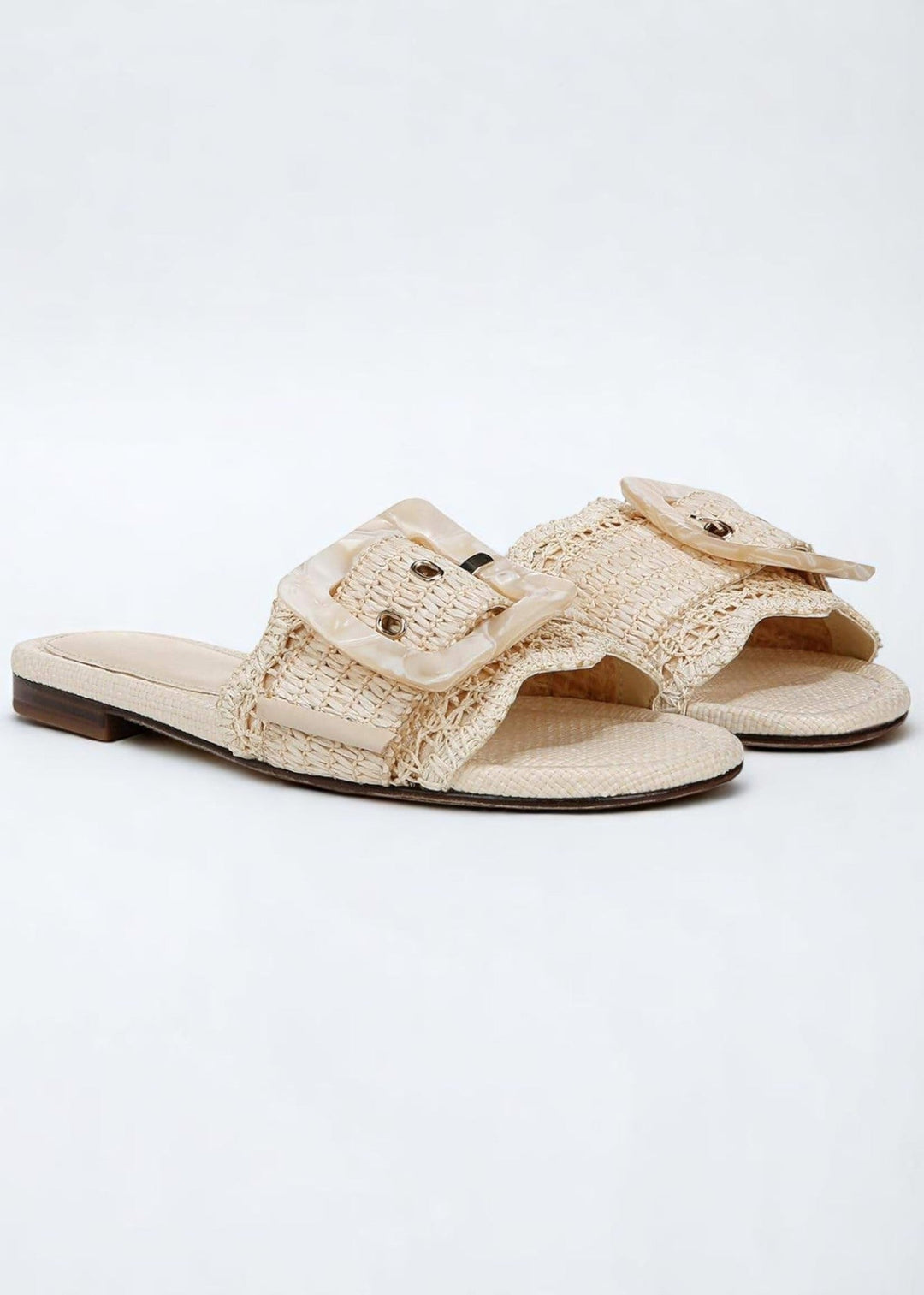 Rivèra Raffia Slides – Natural. Chic. Summery.