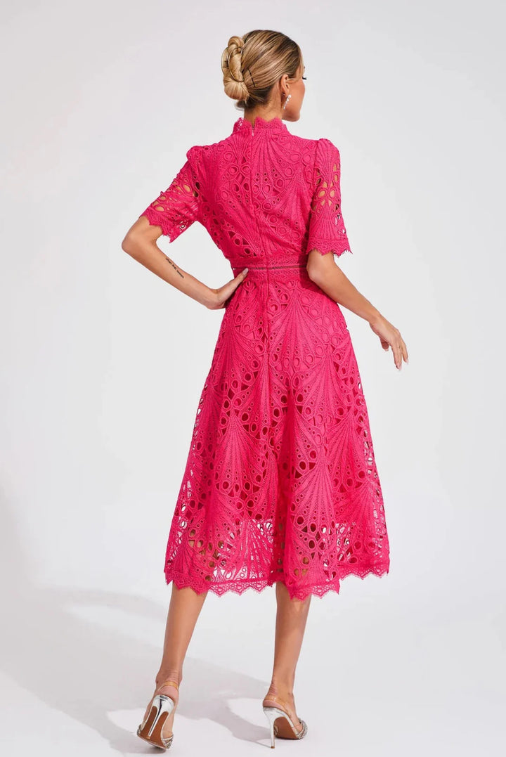 VORELLE - CASUAL FLOWER EMBROIDERY SHORT SLEEVE DRESS