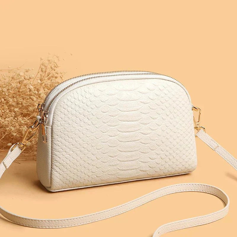 Amélie – Chic Vegan Leather Crossbody Bag with Adjustable Strap & Ample Space