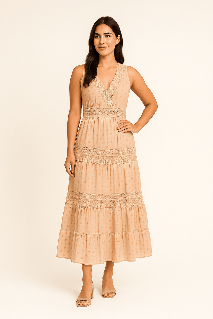 Eimear – Boho Maxi Dress with Tiered Skirt & Flowy Sleeves