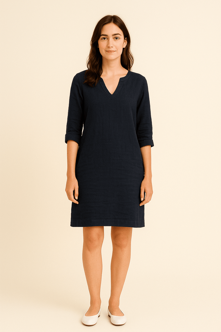 Ailsa – Lightweight Linen V-Neck Dress with Side Pockets