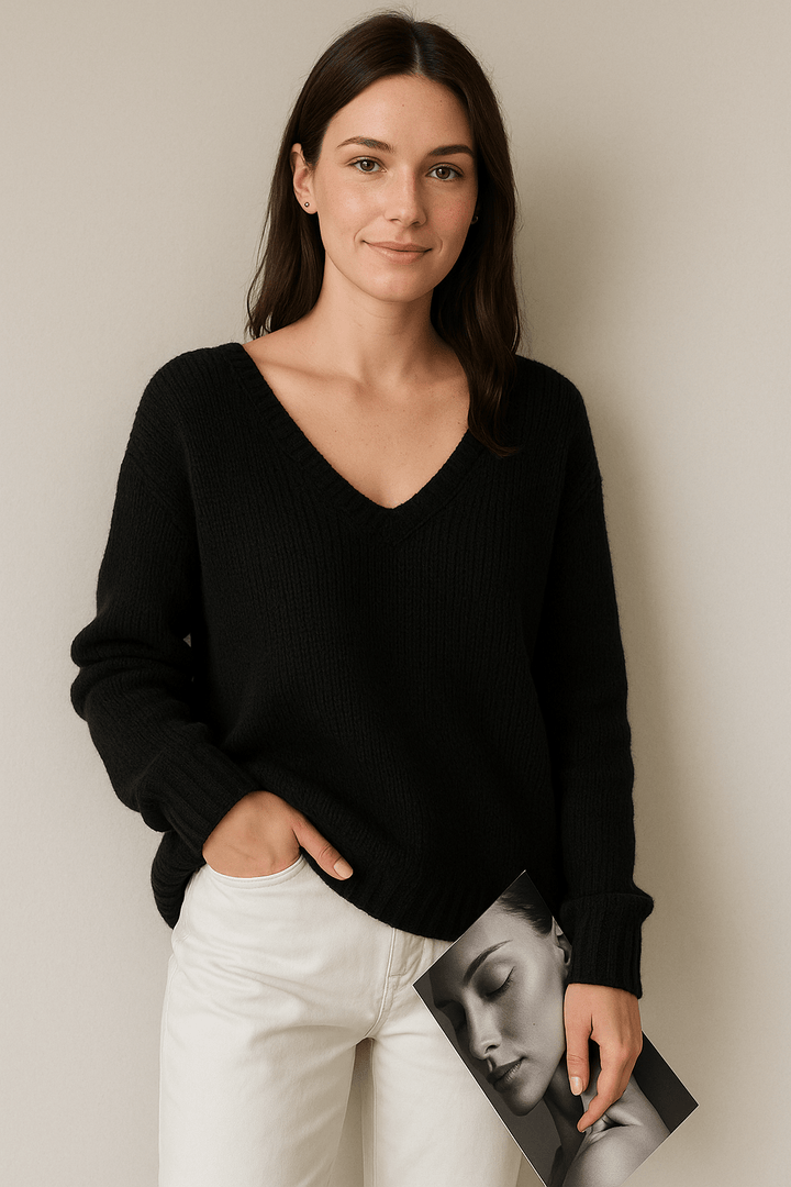 Rhea – Women’s V-Neck Relaxed Fit Sweater – Wool Blend