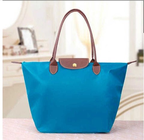 Solène Women's Handbag – Elegant Urban Style – Spacious Nylon Design – Leather Handles – Button Closure