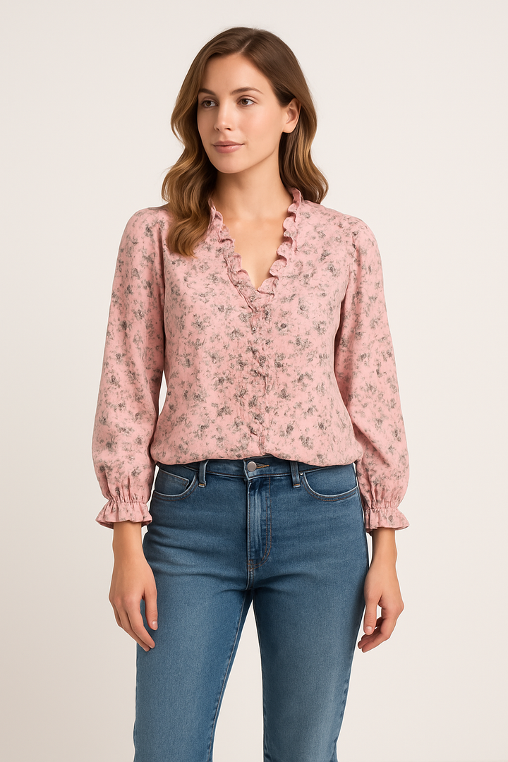 Chic Blouse